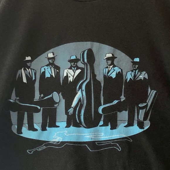 Graphic tee, guys size medium - Picture 2 of 3